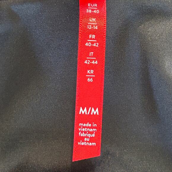 Spanx Faux Leather Leggings Women Medium Black Sheen Full Length Tummy Control - Picture 9 of 11